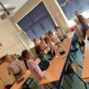 Złożenie przysięgi dobrego czytelnika przez dzieci 