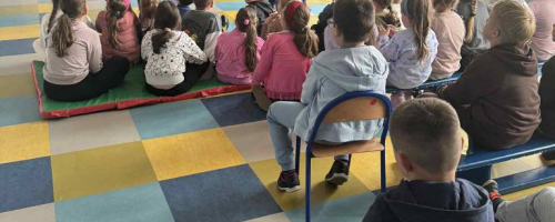 Odwiedziny policjantów i lekcja bezpieczeństwa