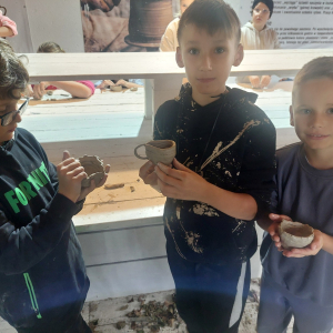 Ekipa wycieczkowa przed wejściem