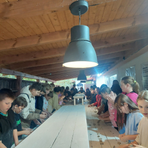 Ekipa wycieczkowa przed wejściem