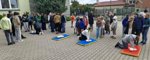 Bicie rekordu w pierwszej pomocy 