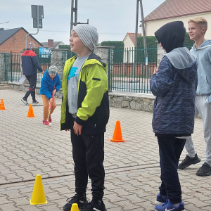 Gry i zabawy na boisku szkolnym 