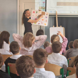 Pokaz ćwiczeń usprawniających pracę mózgu, w tym koncentrację, pamięć i uwaga 