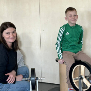 Uczeń ze swoim nauczycielem 