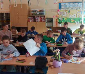 Warsztaty w klasach i kolorowanie obrazków z okazji Dnia Ziemi