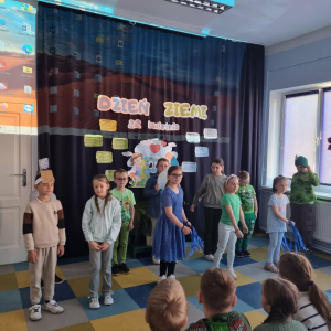 Występ klasy I z okazji Dnia Ziemi