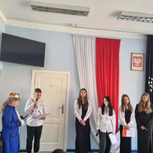 Występ uczniów klasy VI i VIII