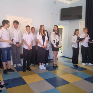 Występ klasy VII dla klasy VIII